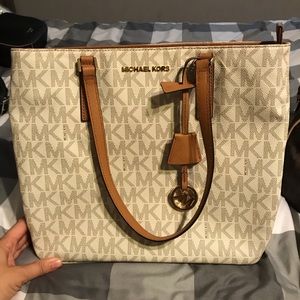 Michael Kors Vanilla Morgan Tote